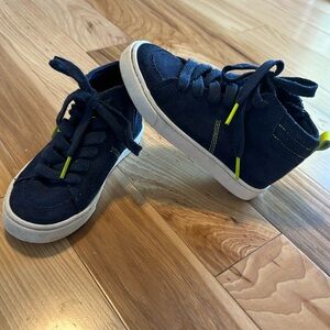 MB suede size UK 27